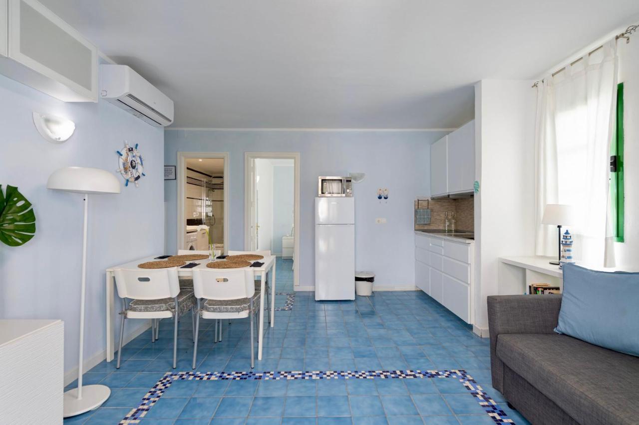 20 Metres From The Sea In Apartment *
